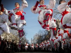 75 AñOS DANZANDO