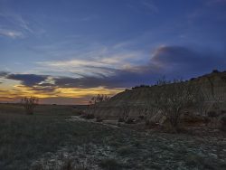 ATARDECER EN LAS BARDENAS