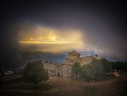 AMANECE SOBRE SAN MIGUEL DE ARALAR