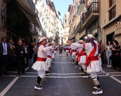 DANZANTES DE SAN LORENZO