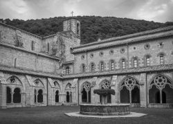 MONASTERIO PROTEGIDO