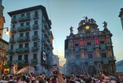 TORO DE FUEGO EN SAN FERMíN