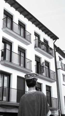 FIESTA DESDE EL BALCóN