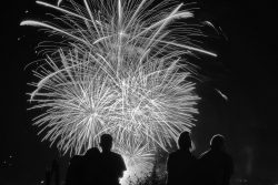 LA LUZ DE LOS FUEGOS