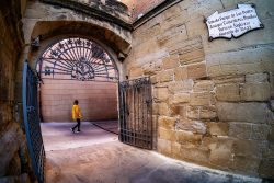 LA PUERTA DE ENTRADA