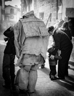 ABRAZOS AL MISMO TIEMPO